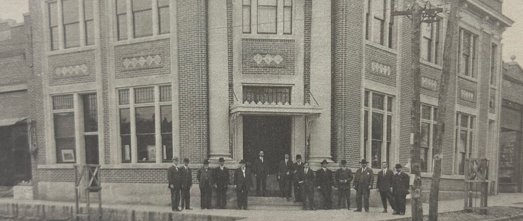 historical photo of Marion Bank